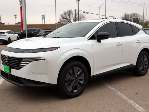 New 2025 Nissan Murano SL image 3