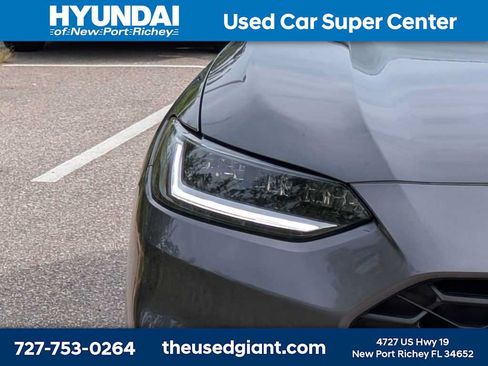 Used 2024 Honda HR-V LX image 9