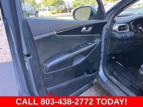 Used 2020 Kia Sorento LX w/ LX I4 Convenience Package AWD/4WD image 5