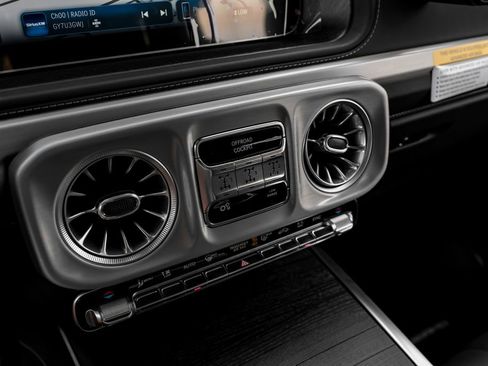 Used 2026 Mercedes-Benz G 63 AMG 4MATIC image 31