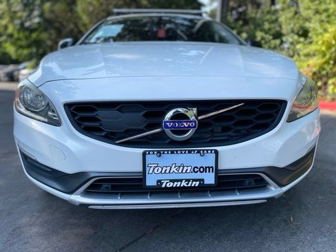 Used 2015 Volvo V60 T5 Cross Country w/ Protection Package AWD/4WD image 8