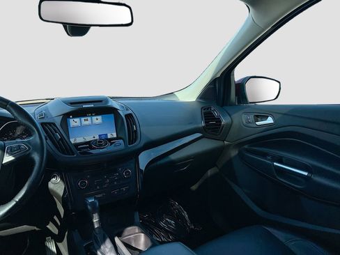Used 2017 Ford Escape Titanium image 27