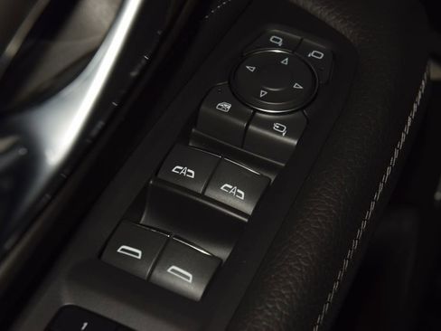Used 2024 GMC Yukon XL Denali AWD/4WD image 50