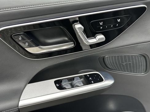 Certified 2026 Mercedes-Benz GLC 300 image 12