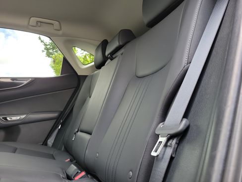 Used 2024 Lexus NX 250 FWD w/ Towing Package (2000 Lbs) image 11