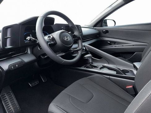 New 2026 Hyundai Elantra SEL Sport FWD image 14