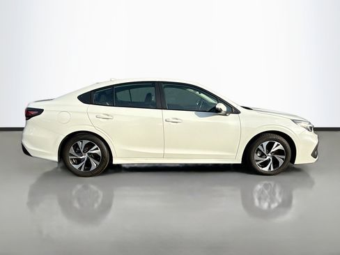 Used 2023 Subaru Legacy Premium image 2