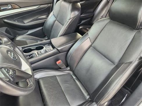 Used 2017 Nissan Maxima 3.5 SL image 11