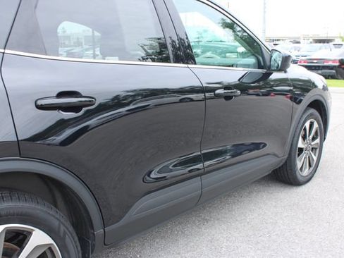 Used 2023 Ford Escape Platinum AWD/4WD image 48