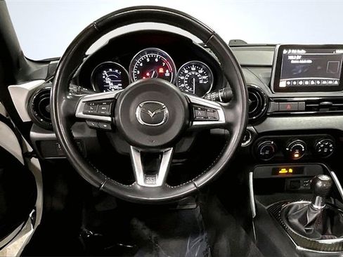 Used 2016 MAZDA MX-5 Miata Club w/ Brembo/BBS Package image 5