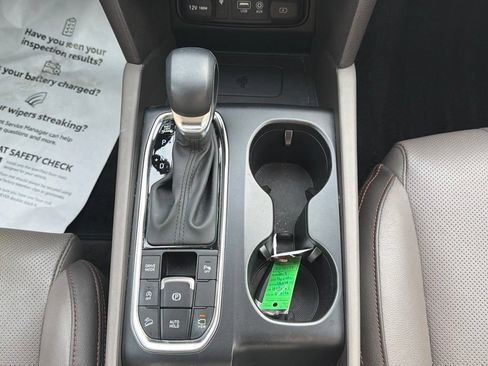 Used 2019 Hyundai Santa Fe AWD image 29