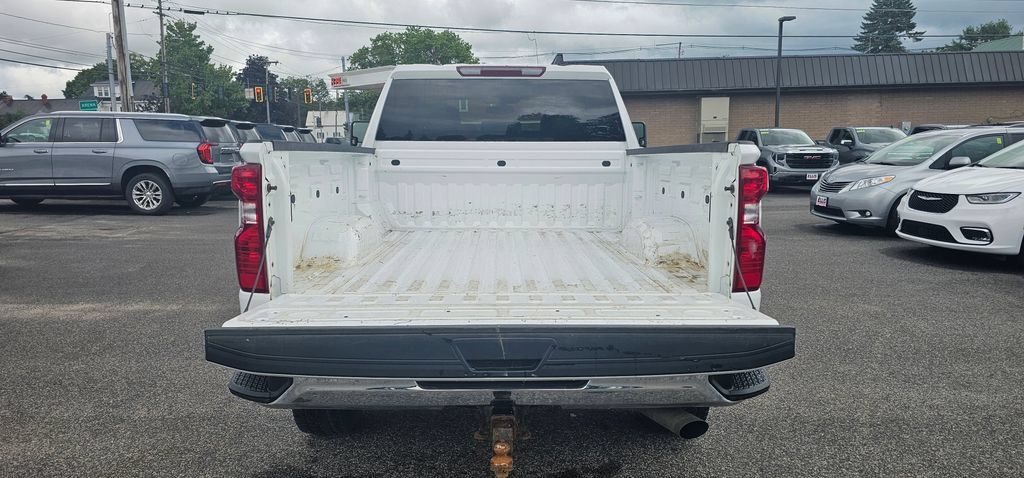Used 2021 Chevrolet Silverado 2500 LT w/ All Star Edition AWD/4WD image 11