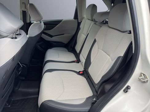Used 2019 Subaru Forester Premium AWD/4WD image 21
