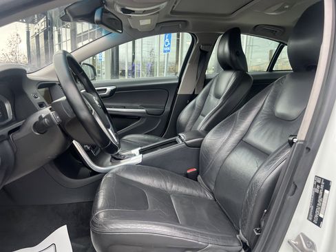 Used 2014 Volvo S60 T5 image 12