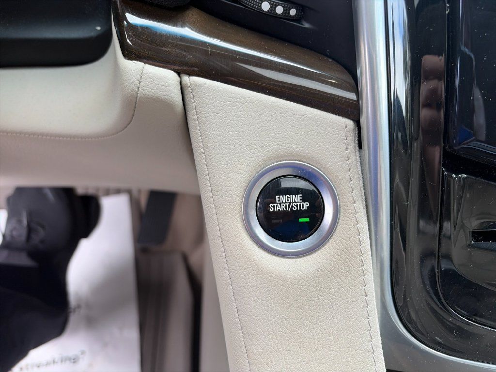 Used 2020 Cadillac Escalade Premium Luxury AWD/4WD image 29