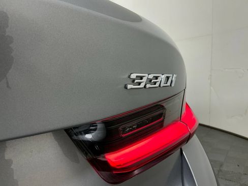 Certified 2025 BMW 330i Sedan w/ Convenience Package RWD image 30