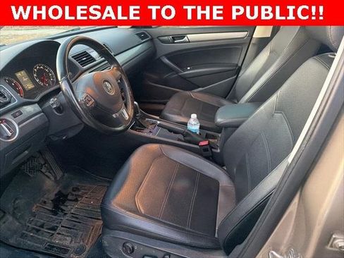 Used 2015 Volkswagen Passat 1.8T Wolfsburg Edition image 9