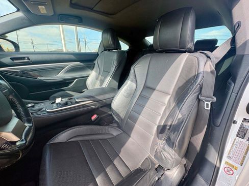 Used 2016 Lexus RC 200t w/ Premium Package RWD image 9