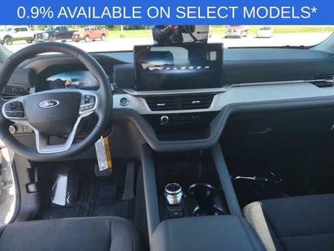 New 2026 Ford Explorer Active AWD/4WD image 13