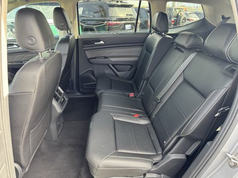 Certified 2023 Volkswagen Atlas SE w/ Panoramic Sunroof Package image 36