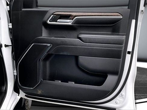 Used 2023 GMC Sierra 1500 Elevation image 29