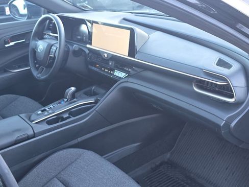 Used 2023 Toyota Crown XLE image 20