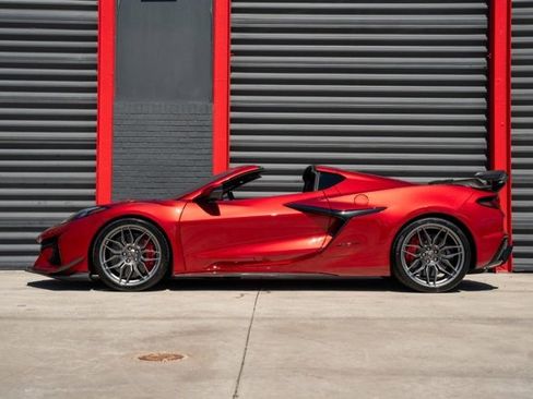 Used 2025 Chevrolet Corvette Z06 w/ Z07 Performance Package image 19