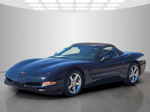 Used 2004 Chevrolet Corvette Base w/ Preferred Equipment Group image 8