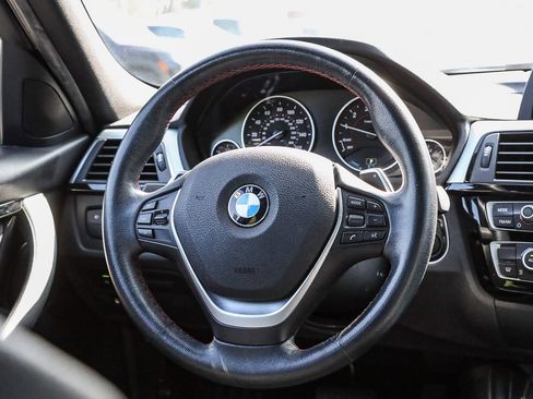 Used 2018 BMW 330e image 15