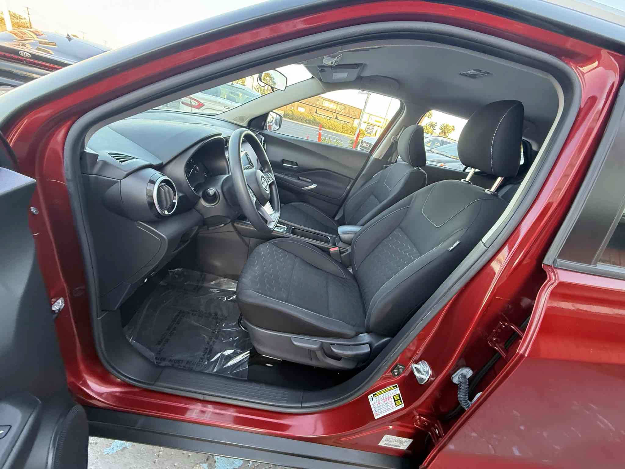 Used 2022 Nissan Kicks SV FWD image 82
