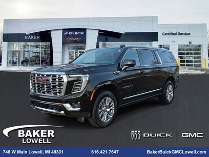 New 2026 GMC Yukon XL Denali w/ Sun & Power Step Package