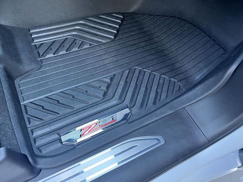 Used 2021 Chevrolet Silverado 2500 LTZ w/ LTZ Premium Package image 40