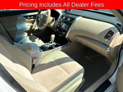 Used 2013 Nissan Altima 2.5 SV FWD image 5