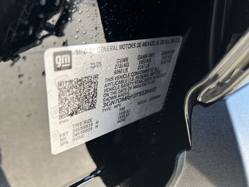 New 2026 Chevrolet Equinox EV LT image 34