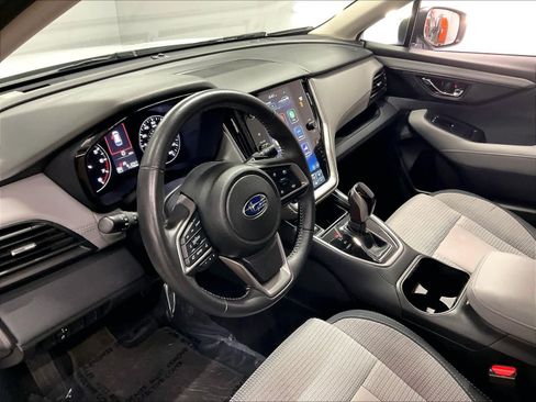 Used 2025 Subaru Outback Premium image 16