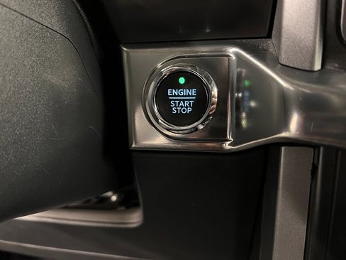 Certified 2021 Ford F150 Lariat image 20