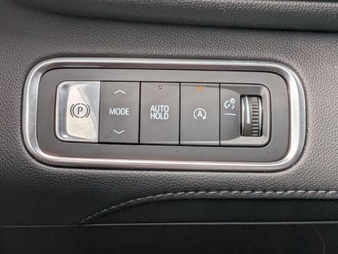 Used 2026 Buick Enclave Preferred FWD image 19