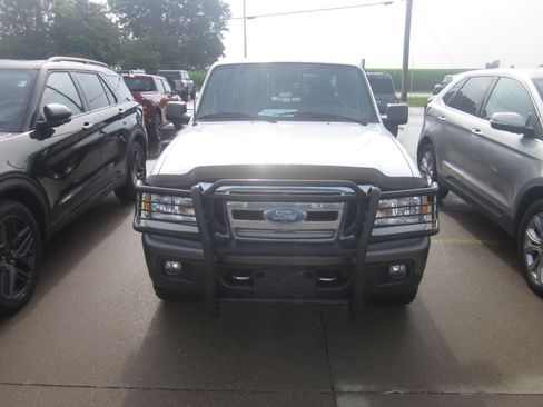 Used 2007 Ford Ranger XLT AWD/4WD image 2