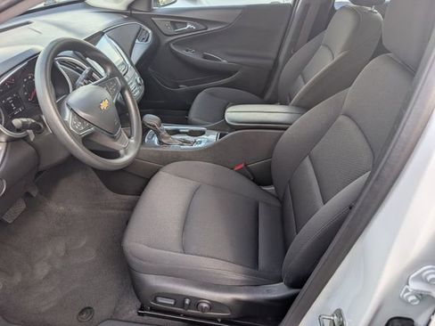 Used 2024 Chevrolet Malibu LT FWD image 8