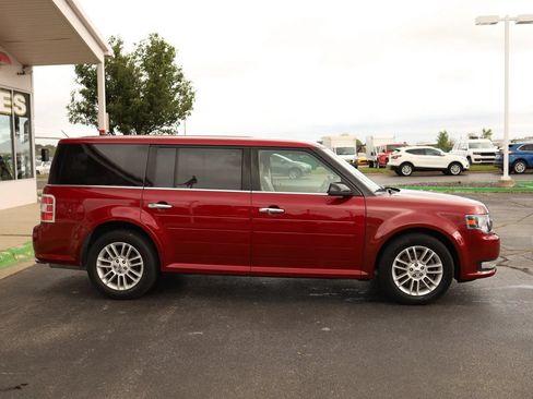 Used 2019 Ford Flex SEL w/ Equipment Group 202A AWD/4WD image 4