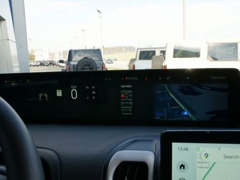 Used 2025 Ford Expedition Max Active image 17