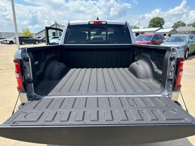 Used 2025 RAM 1500 Laramie w/ Night Edition AWD/4WD image 13