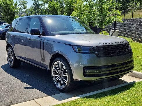New 2026 Land Rover Range Rover Long Wheelbase SE AWD/4WD image 10