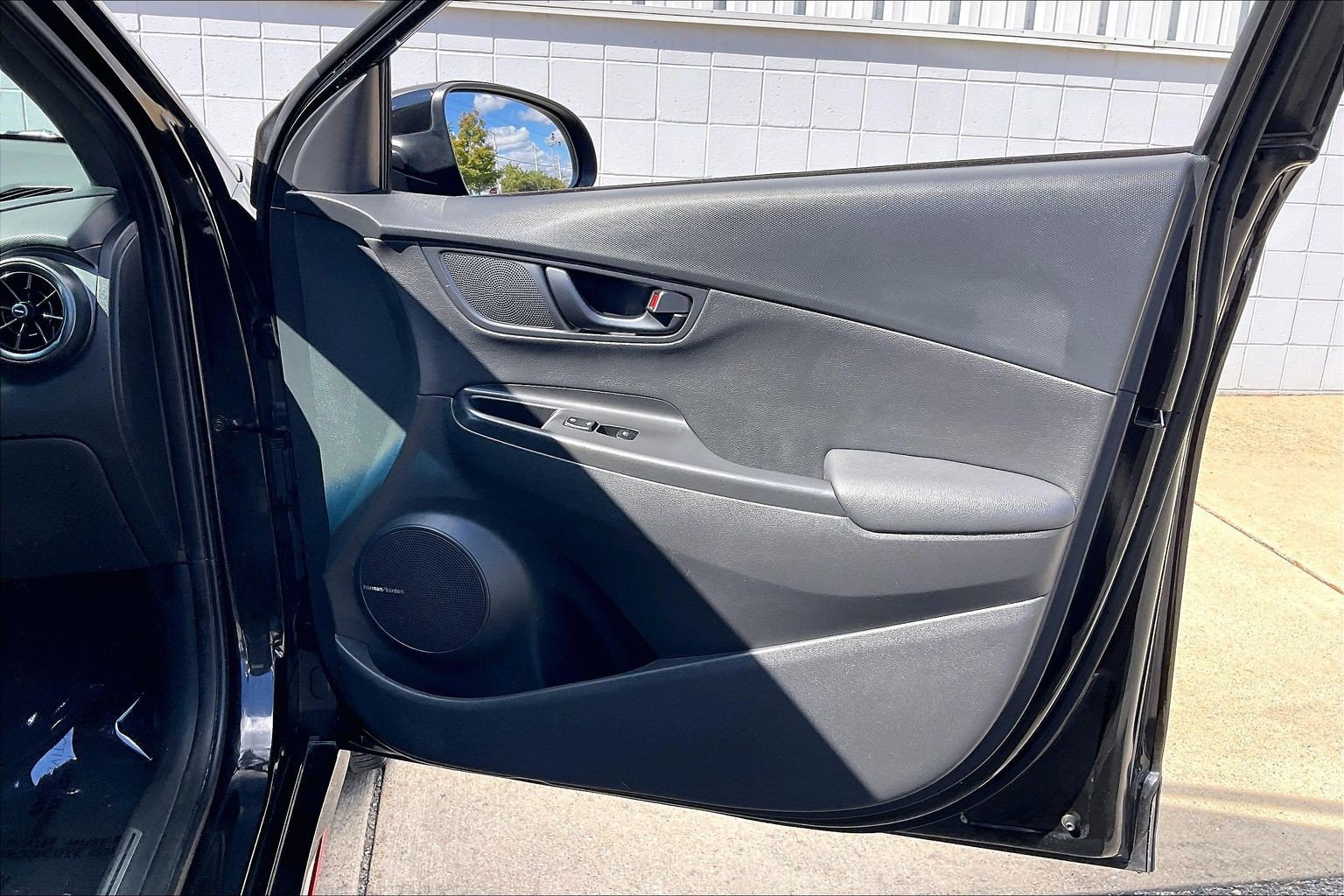Used 2023 Hyundai Kona N FWD image 28