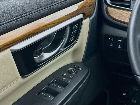 Used 2017 Honda CR-V EX-L image 14