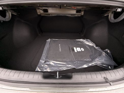 New 2026 Hyundai Elantra Blue image 25