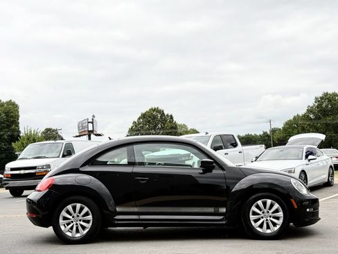 Used 2016 Volkswagen Beetle 1.8T FWD image 6