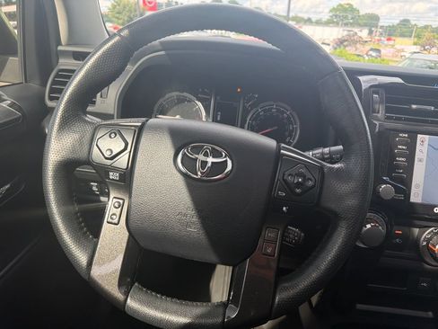 Used 2023 Toyota 4Runner TRD Off-Road Premium w/ Off Road Premium Plus Package AWD/4WD image 15
