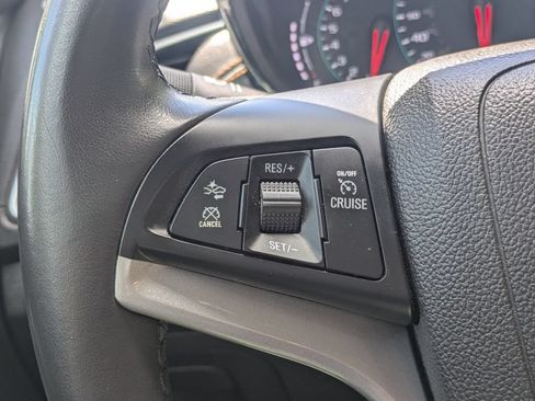 Used 2020 Chevrolet Trax Premier FWD image 25