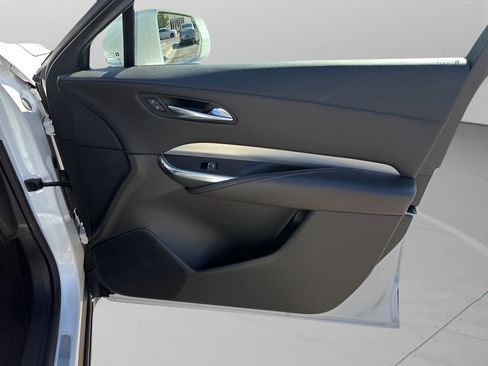 Used 2019 Cadillac XT4 Premium Luxury w/ Enhanced Visibility Package image 13